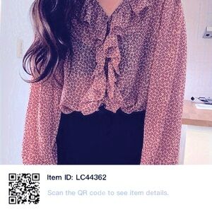 Blouse pink purple flowers and cream, wrap size small Grace